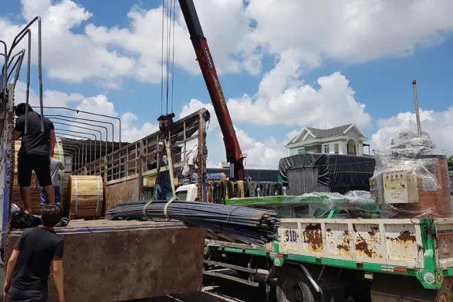 các phương tiện, thiết bị